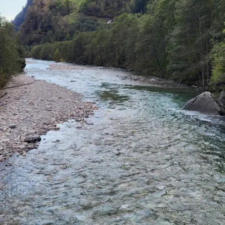 Casa Oliver, Tra La Calanca E I Castelli Di Bellinzona Homestay *